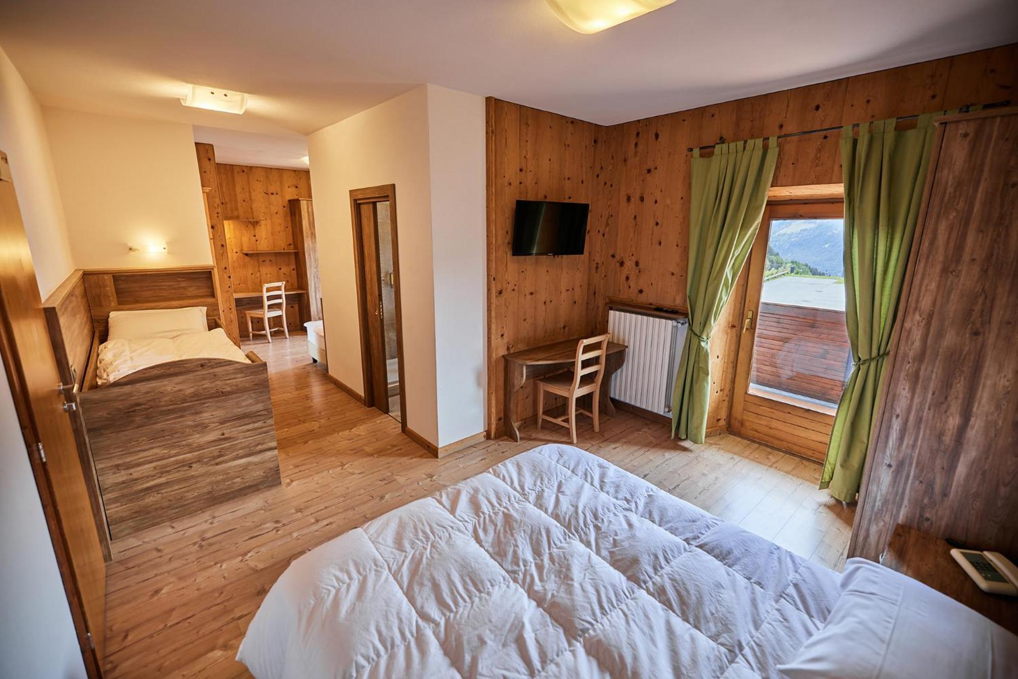 Hotel Vallechiara Bormio Luaran gambar