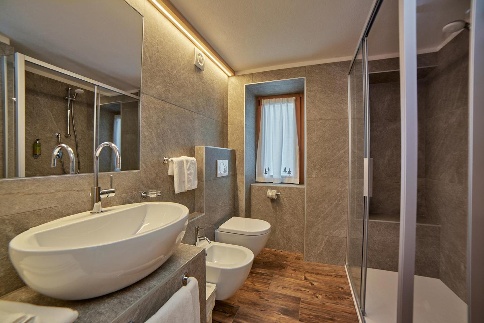 Hotel Vallechiara Bormio Luaran gambar